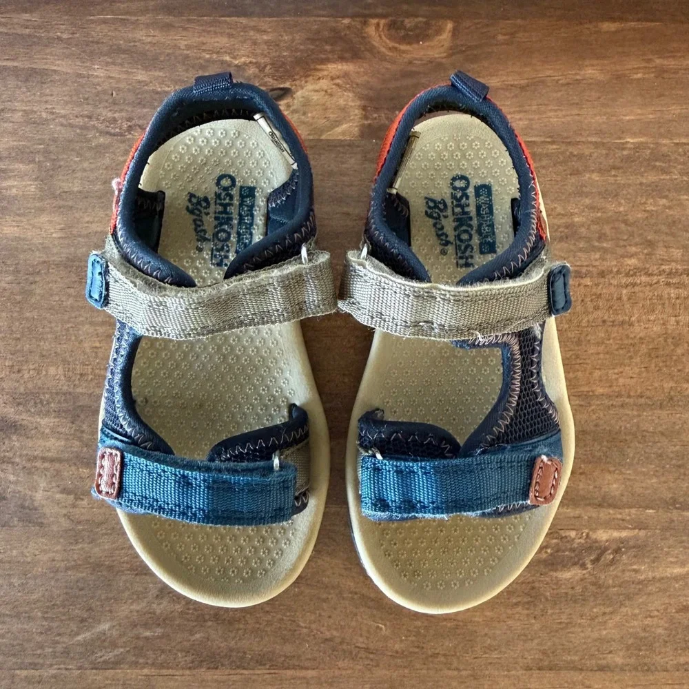 OshKosh B'gosh Washable Sport Toddler Sandals Hook Loop Multicolor Size 8M